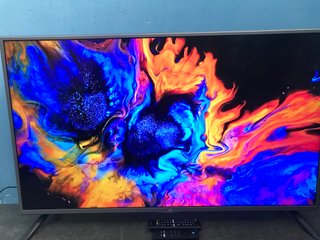 Televisor LED LG de 32 pulgadas, Smart TV.