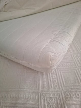 Colchón para cuna blanco para cuna ikea. Nuevo
