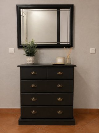 Cómoda de madera gris oscuro