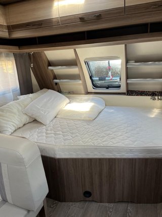 Caravana Hobby 545 KMF