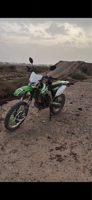 Kawasaki KLX 450R Enduro Moto