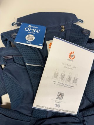Ergobaby Omni Breeze Canguru Azul Marinho