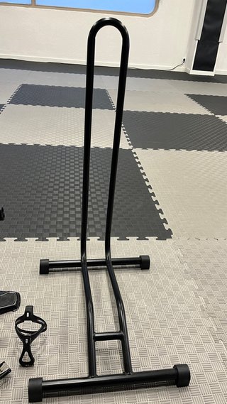 Pack Accesorios Bici: Bomba, Soporte y Más SIN USO