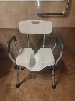 Silla para bañar ancianos y personas dependientes