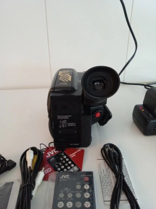 Videocámara JVC Compact VHS Negra