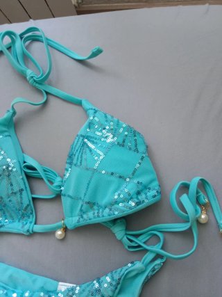 Bikini de lentejuelas turquesa de Shein nuevo