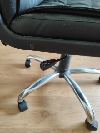 Silla de despacho giratoria con ruedas