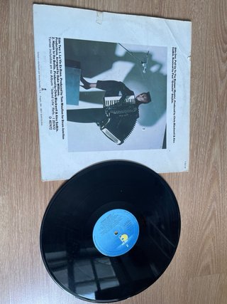 Vinilos varios, pregunta por precios majo