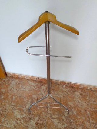 Perchero de pie madera y metal
