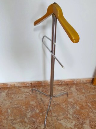 Perchero de pie madera y metal