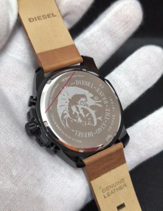 Reloj Diesel Mega Chief DZ4343 Piel Marrón