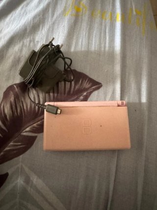Nintendo DS Rosa con Mario Kart