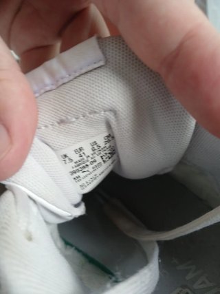 Zapatillas Puma Violetas y Blancas