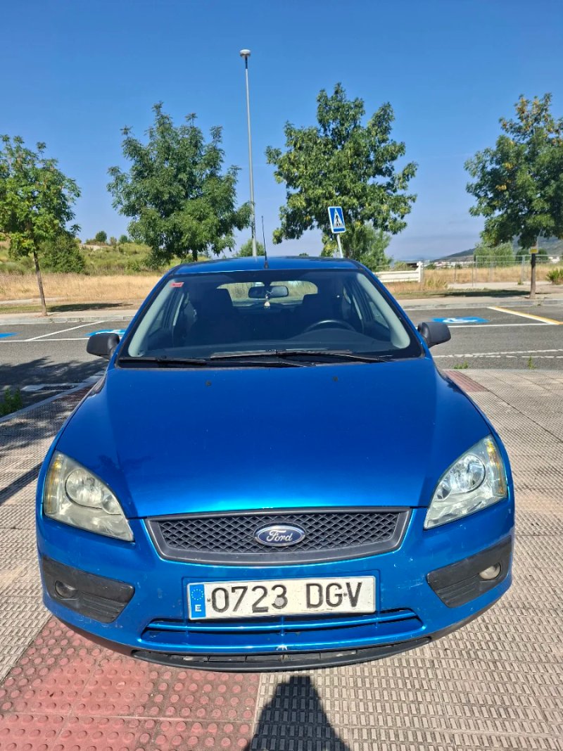 Ford Focus 2006 - foto 1