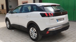 Peugeot 3008 2020,130CV.NAVEGADOR