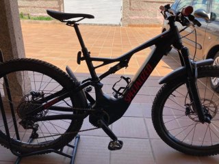 Bicicleta Eléctrica Specialized Negra