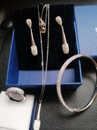 Conjunto Swarovski Plata