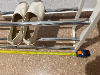 Zapatero Extensible Metálico y Madera