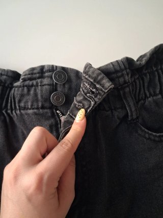 Gonna di jeans nera vita alta