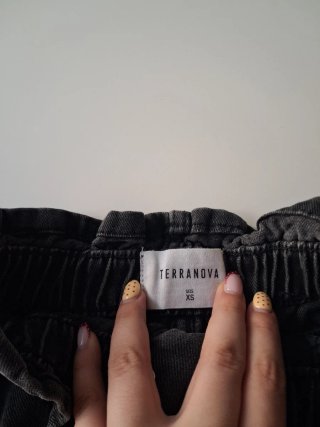 Gonna di jeans nera vita alta