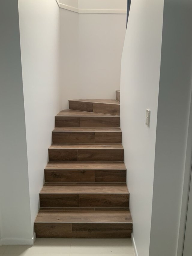 Alicatado de escaleras