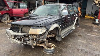 384027 capot mr241920 mitsubishi montero sport k90