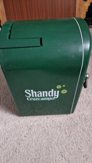 Nevera Shandy pequeña verde