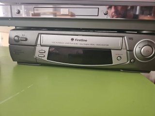 Videograbadora VHS Firstline