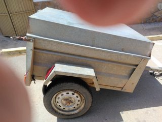 Remolque coche metálico