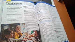 LIBRO INGLES OUTCOMES INTERMEDIATE