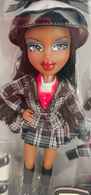 Bratz x Clueless Dionne Muñeca