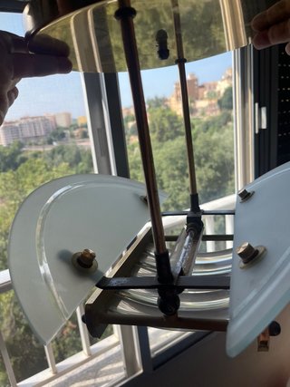 Lámpara de techo cristal y metal dorada