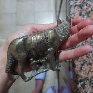 Lupa lupa capitolina bronzo