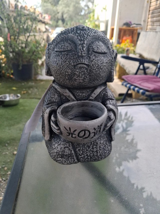 Figura Buda Jizo Piedra Gris