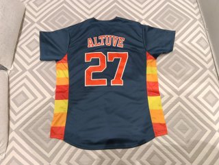Varias camisetas de Béisbol nuevas