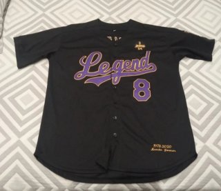 Varias camisetas de Béisbol nuevas