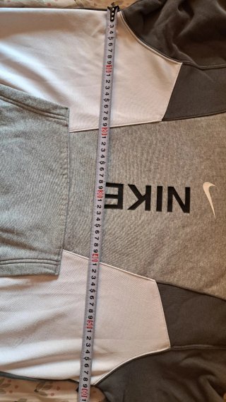 Sudadera Nike Gris y Blanca con Capucha