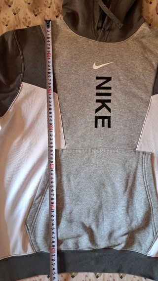 Sudadera Nike Gris y Blanca con Capucha