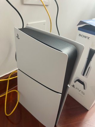 Consola PlayStation 5 (1TB) (NUEVA con Ticket)