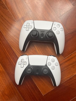 Consola PlayStation 5 (1TB) (NUEVA con Ticket)
