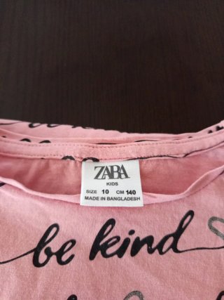 Camiseta Zara Manga Larga Be Kind Rosa
