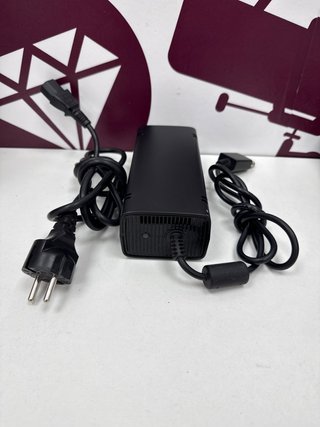 Consola Xbox 360 S 1439