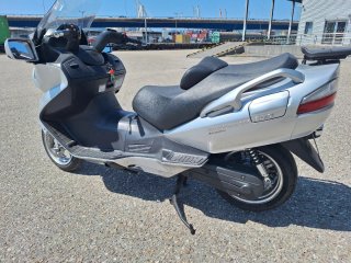 Suzuki Burgman 650 Plata