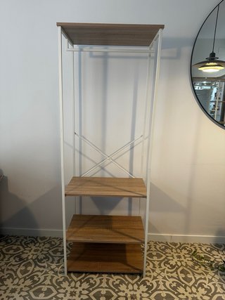 2 Estanterías Abiertas Metálicas y Madera
