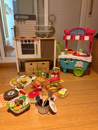 Cocinita y Carrito de Helados
