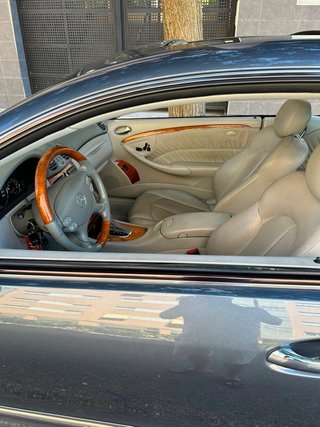 Mercedes-Benz  CLK 2002
