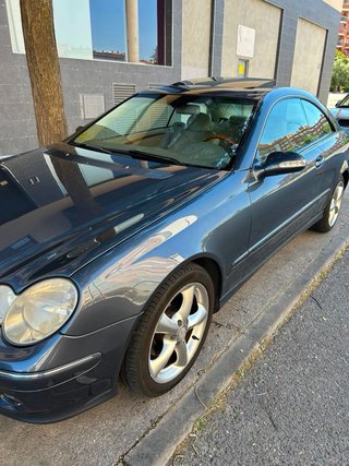 Mercedes-Benz  CLK 2002