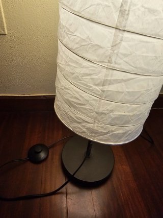 Lote IKEA HOLMÖ + Pantalla REGOLIT