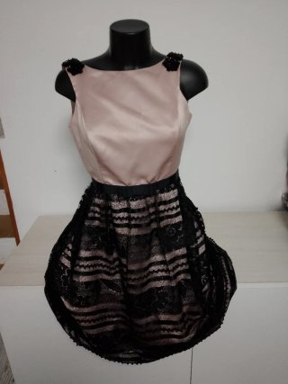 Vestido cóctel satén y encaje