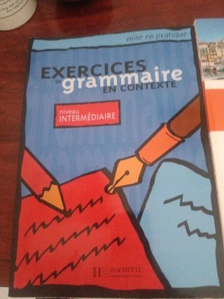 Vendo libros a estrenar  de Francés B1 EOI